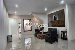 Rumah Elit Modern Siap Huni di Pantai Indah Kapuk Jakarta Utara Rumah Elit Modern Siap Huni di Pantai Indah Kapuk Jakarta Utara