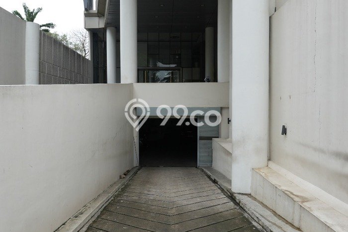 Area Ramai! Kantor Dijual di Kebon Jeruk untuk Bisnis Luas Bangunan 3500m2 Area Ramai! Kantor Dijual di Kebon Jeruk untuk Bisnis Luas Bangunan 3500m2