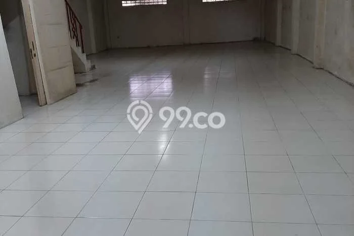 LOKASI STRATEGIS! Ruko Disewakan Kawasan Kramat Jati, Luas 400m², Lokasi Niaga LOKASI STRATEGIS! Ruko Disewakan Kawasan Kramat Jati, Luas 400m², Lokasi Niaga