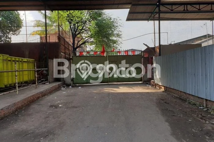 Area Ramai! Pabrik Dijual di Cianjur untuk Bisnis Luas Bangunan 3300m2 Area Ramai! Pabrik Dijual di Cianjur untuk Bisnis Luas Bangunan 3300m2