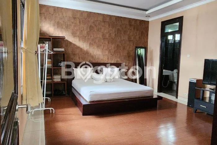 Rumah Minimalis area Bandung Wetan, Bandung, Luas 600m² LB 800m² Rumah Minimalis area Bandung Wetan, Bandung, Luas 600m² LB 800m²