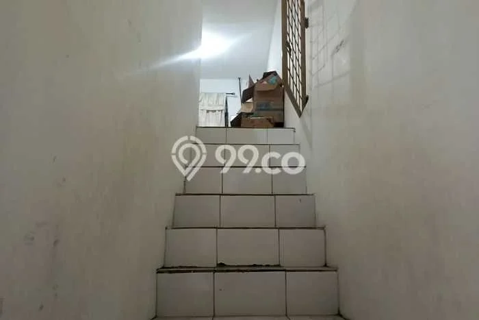 Ruko Disewa di Antapani, Bandung, LT 129m2 / LB 149m2 Ruko Disewa di Antapani, Bandung, LT 129m2 / LB 149m2