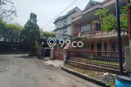 Vila di Medan Polonia, Area 191m2m², Dekat dengan fasilitas publik Vila di Medan Polonia, Area 191m2m², Dekat dengan fasilitas publik