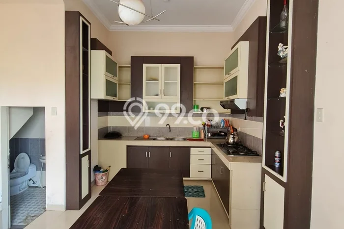Rumah Berkualitas di Brastagi, Medan, Luas 140m² Bangunan 160m² - HARGA NEGO! Rumah Berkualitas di Brastagi, Medan, Luas 140m² Bangunan 160m² - HARGA NEGO!