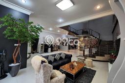 Rumah Bagus area Medan Tembung, Medan, LT 300m², Luas Bangunan 648m² Rumah Bagus area Medan Tembung, Medan, LT 300m², Luas Bangunan 648m²