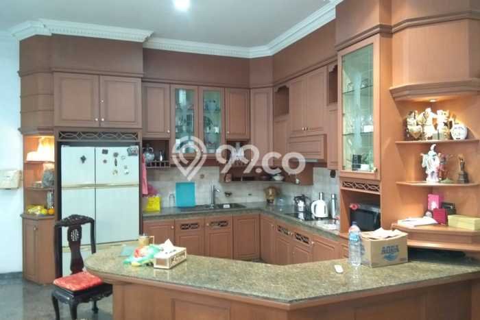 Dijual Rumah Premium dengan Fasilitas Sekitar Komplit di Medan Maimun, Medan Dijual Rumah Premium dengan Fasilitas Sekitar Komplit di Medan Maimun, Medan
