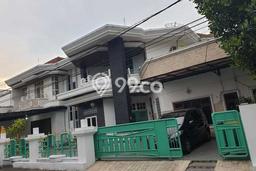 Villa Murah di Komplek Taman Polonia 4 Villa Murah di Komplek Taman Polonia 4