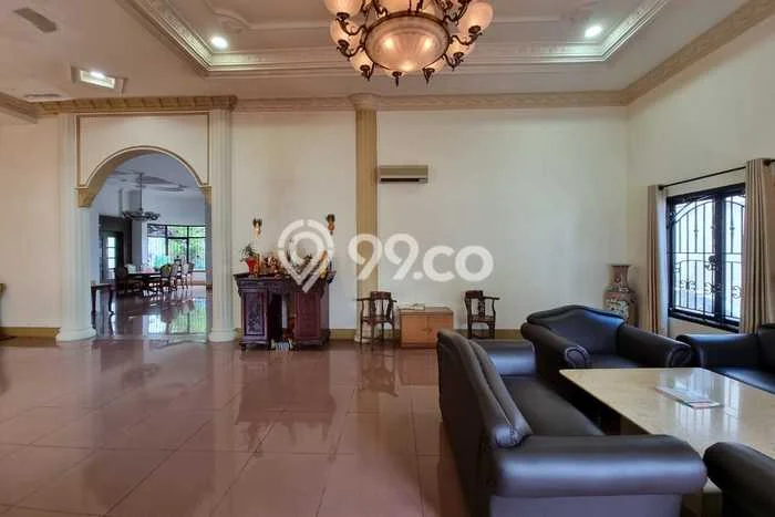 UNIT SPESIAL! Rumah di Medan Polonia, 5 KT, Dekat Pusat Kota, LT 888m² LB 600m² UNIT SPESIAL! Rumah di Medan Polonia, 5 KT, Dekat Pusat Kota, LT 888m² LB 600m²
