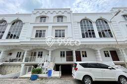 Rumah di Komplek Cemara Asri Cluster Diamond Residence Rumah di Komplek Cemara Asri Cluster Diamond Residence