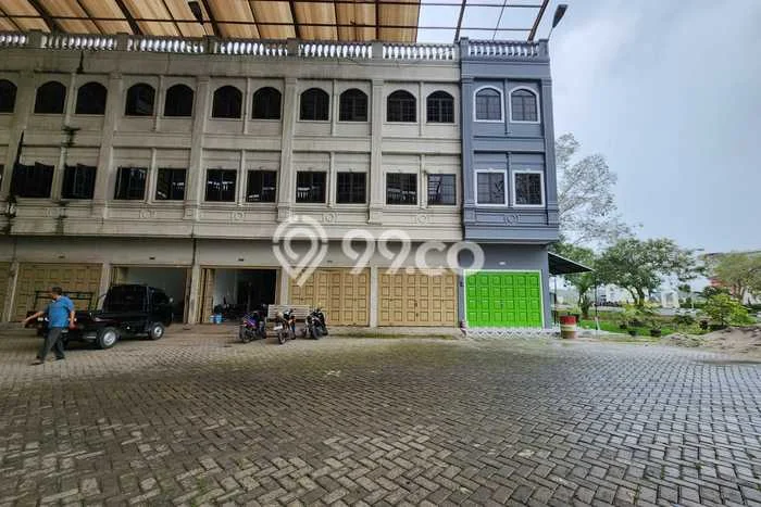 Ruko disewakan lokasi strategis Medan Polonia Medan 448m2 Ruko disewakan lokasi strategis Medan Polonia Medan 448m2