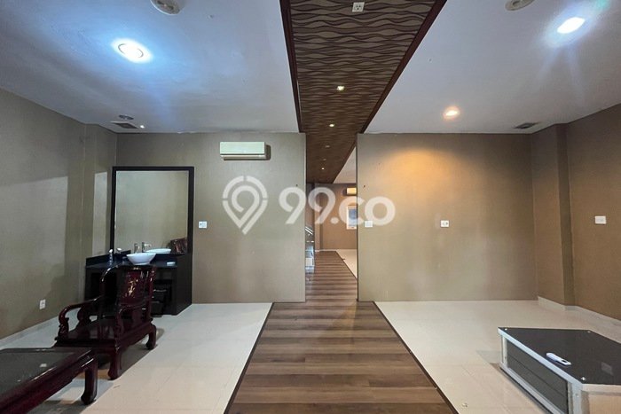 Untuk Dijual Ruko di Medan Polonia Medan LT 128m2 / LB 448m2 Untuk Dijual Ruko di Medan Polonia Medan LT 128m2 / LB 448m2