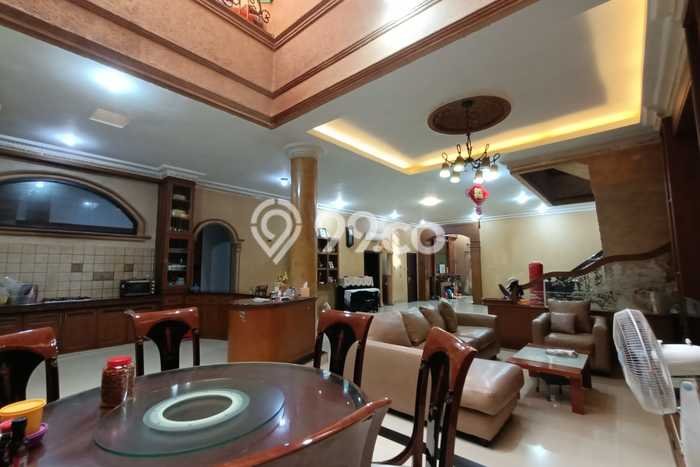 Siap Huni Rumah Mewah 4 Kamar di Medan Tembung Dekat ke Mana Pun Siap Huni Rumah Mewah 4 Kamar di Medan Tembung Dekat ke Mana Pun
