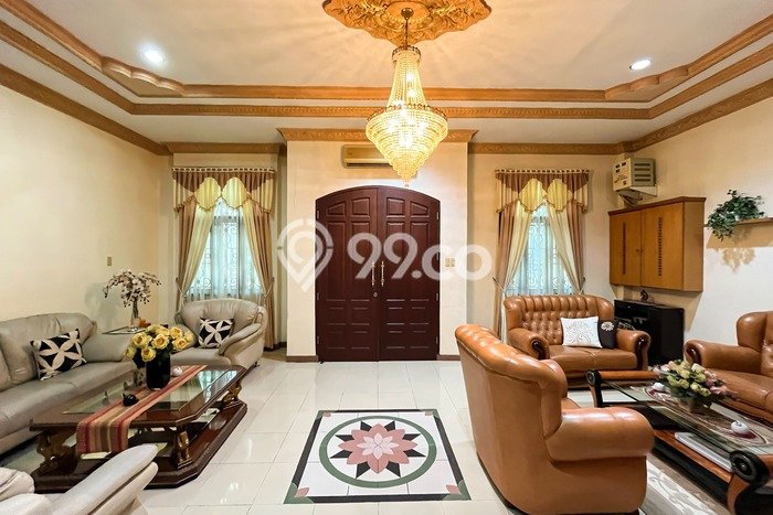 FOR SALE! Vila di Medan Petisah, Area 176m2m², Lokasi Strategis FOR SALE! Vila di Medan Petisah, Area 176m2m², Lokasi Strategis