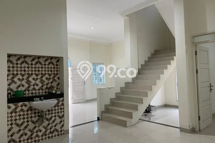 Vila Kawasan Medan Baru, Ukuran 204m2m², Dekat dengan transportasi publik Vila Kawasan Medan Baru, Ukuran 204m2m², Dekat dengan transportasi publik
