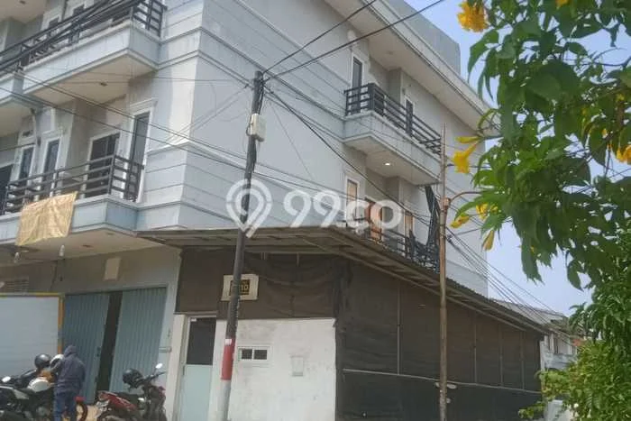 Disewakan Ruko komersial di Kelapa Gading luas bangunan 430m2 Disewakan Ruko komersial di Kelapa Gading luas bangunan 430m2