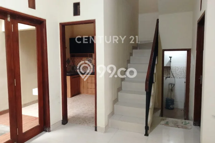 Lokasi terbaik! Rumah siap pakai dikontrakkan di Margahayu LB 180m2 Lokasi terbaik! Rumah siap pakai dikontrakkan di Margahayu LB 180m2