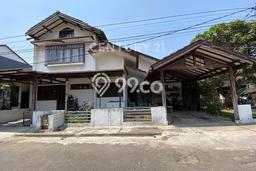 Rumah Modern 4 KT LT 246m2 di Bandung Kota Rumah Modern 4 KT LT 246m2 di Bandung Kota