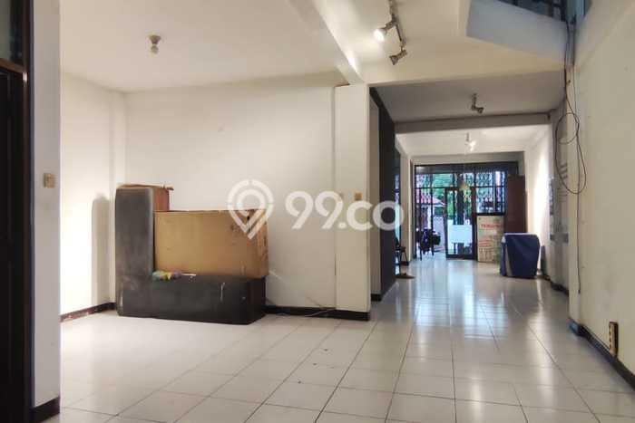 FOR RENT! Ruko di Buah Batu Cocok untuk Bisnis 250m2 FOR RENT! Ruko di Buah Batu Cocok untuk Bisnis 250m2