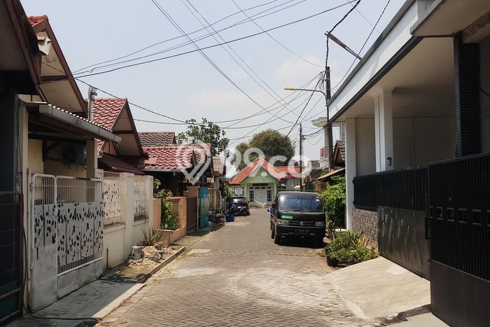 Jual Rumah Minimalis Bagus Punya 3 KT di Cibodas Tangerang SHM Jual Rumah Minimalis Bagus Punya 3 KT di Cibodas Tangerang SHM