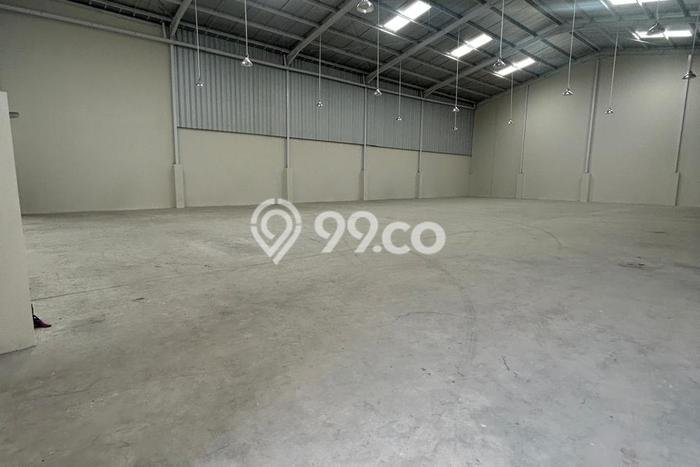 Gudang bagus disewakan di Cipondoh Tangerang dengan LB 500m2 harga sewa terbaik Gudang bagus disewakan di Cipondoh Tangerang dengan LB 500m2 harga sewa terbaik