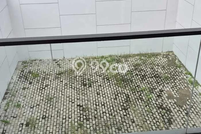Disewakan! Rumah 3 Kamar Tidur &
3 Kamar Mandi di Pantai Indah Kapuk 2, Jakarta Utara Disewakan! Rumah 3 Kamar Tidur &
3 Kamar Mandi di Pantai Indah Kapuk 2, Jakarta Utara