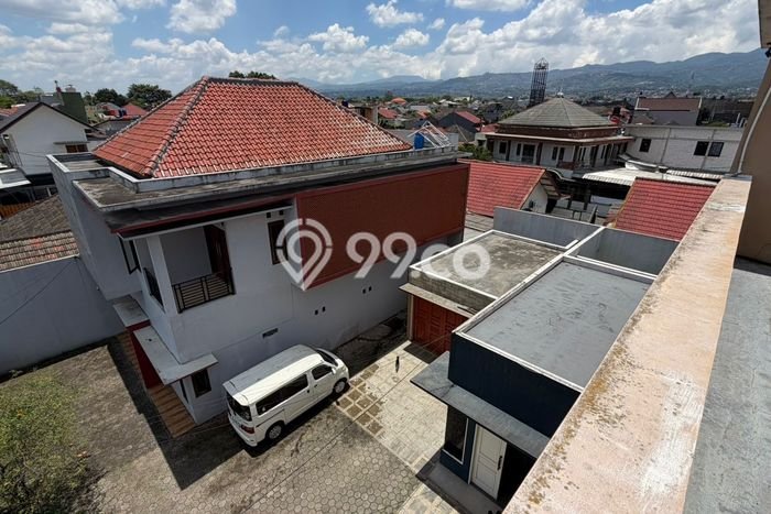 Rumah Mewah Dijual LT 600m2 di Arcamanik, Bandung Rumah Mewah Dijual LT 600m2 di Arcamanik, Bandung