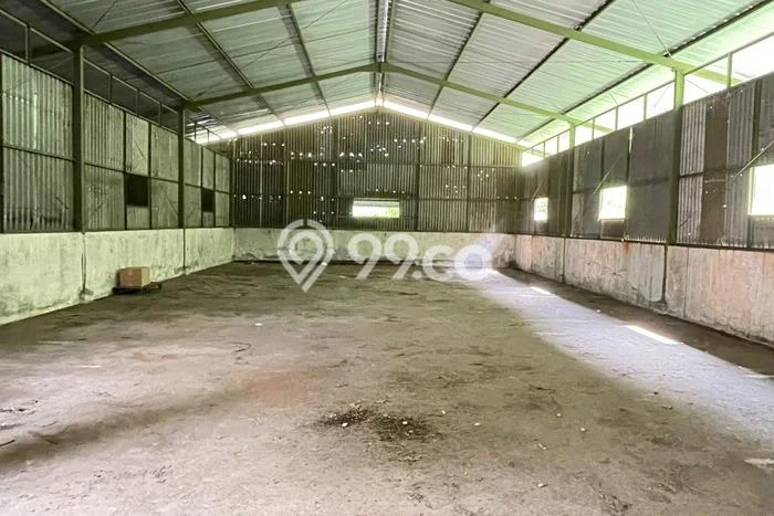 Gudang untuk Disewa di Pusat Cimahi Luas Bangunan 750m2 Gudang untuk Disewa di Pusat Cimahi Luas Bangunan 750m2