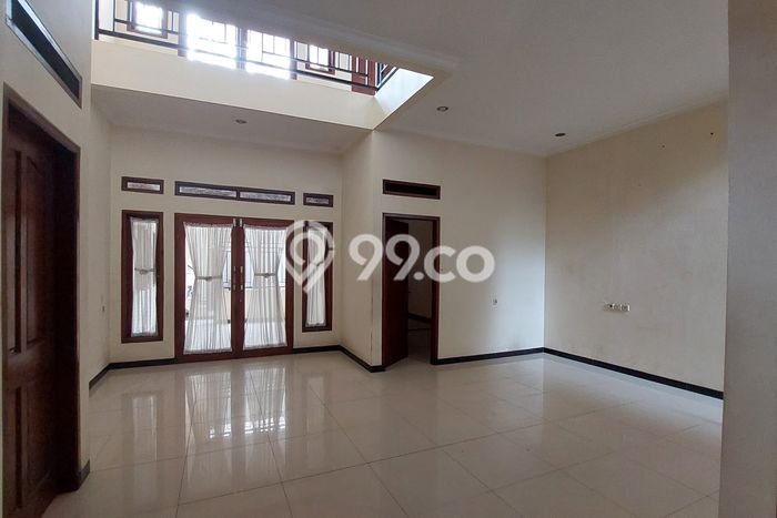 Disewakan Rumah Murah di Turangga Bandung dengan 4 Kamar Tidur Disewakan Rumah Murah di Turangga Bandung dengan 4 Kamar Tidur