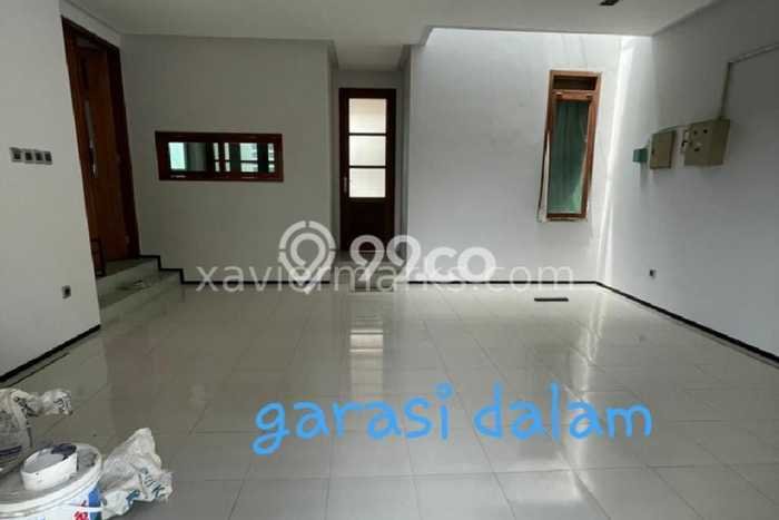 Rumah Mewah LB 650m2 Siap Huni Desain Elegan di Gajahmada, Semarang Rumah Mewah LB 650m2 Siap Huni Desain Elegan di Gajahmada, Semarang