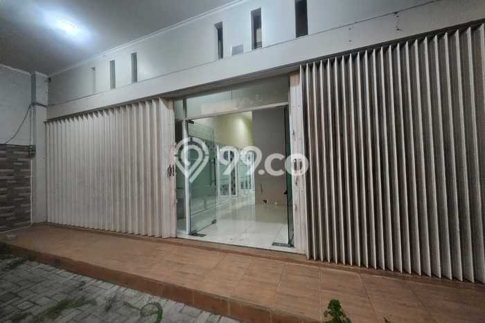 Ruko Kawasan Semarang Selatan, Luas 225m², Disewakan, Area Komersial, Ready Operasional Ruko Kawasan Semarang Selatan, Luas 225m², Disewakan, Area Komersial, Ready Operasional