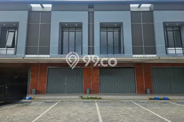 Ruko Dijual di Mijen Semarang dengan Luas Bangunan 120m2 Ruko Dijual di Mijen Semarang dengan Luas Bangunan 120m2