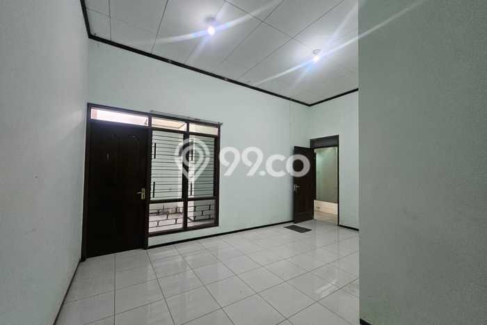 Disewakan Segera Rumah Kondisi Bagus di Kawasan Semarang Barat, Semarang Disewakan Segera Rumah Kondisi Bagus di Kawasan Semarang Barat, Semarang