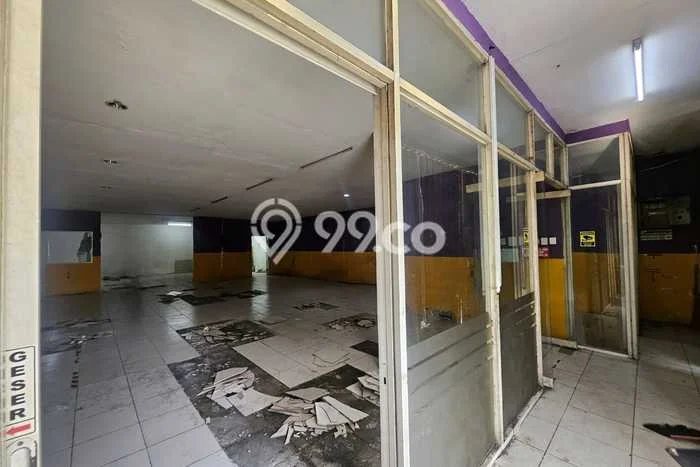 Ruko disewakan di Semarang Barat Semarang dengan luas bangunan 190m2 Ruko disewakan di Semarang Barat Semarang dengan luas bangunan 190m2