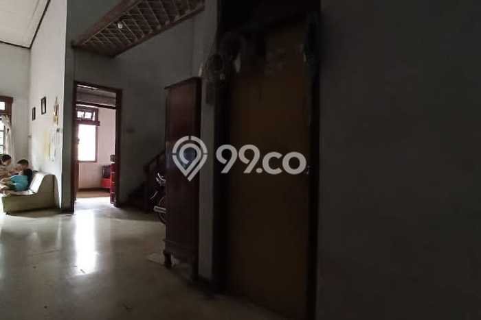 Rumah Mewah Dijual LT 135m2 di Kebon Jeruk, Jakarta Barat Rumah Mewah Dijual LT 135m2 di Kebon Jeruk, Jakarta Barat