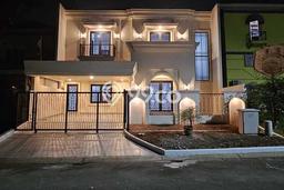 Dijual Rumah Luas Megah Dengan View Eksklusif di Kota Wisata, Jakarta Timur Dijual Rumah Luas Megah Dengan View Eksklusif di Kota Wisata, Jakarta Timur