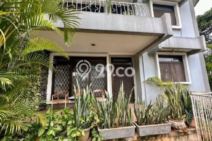 Hunian Mewah Siap Huni LT 372m2 di Kebon Jeruk, Jakarta Barat Hunian Mewah Siap Huni LT 372m2 di Kebon Jeruk, Jakarta Barat