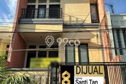 Rumah LT 81m² di Pusat Kota Kebon Jeruk, Jakarta Barat - Harga Terjangkau Rumah LT 81m² di Pusat Kota Kebon Jeruk, Jakarta Barat - Harga Terjangkau