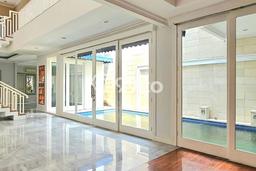 Hot Offer Hunian Premium Ideal dan Luas di Kebayoran Baru, Jakarta Selatan Hot Offer Hunian Premium Ideal dan Luas di Kebayoran Baru, Jakarta Selatan