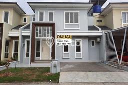 For Sale Hunian Rumah Nyaman 4 Kamar di Suvarna Sutera, Tangerang For Sale Hunian Rumah Nyaman 4 Kamar di Suvarna Sutera, Tangerang
