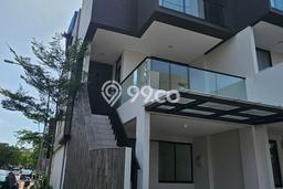 Dijual Rumah Elit Exclusive di Penjaringan, Jakarta Utara Dijual Rumah Elit Exclusive di Penjaringan, Jakarta Utara