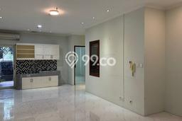 Apartemen Strategis di Central Park, 3 KT, Luas 95m², Pemandangan Bagus Apartemen Strategis di Central Park, 3 KT, Luas 95m², Pemandangan Bagus