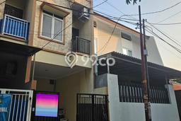 Dijual Rumah Eksklusif 4 KT di Tanjung Duren, Jakarta Barat Dijual Rumah Eksklusif 4 KT di Tanjung Duren, Jakarta Barat