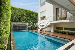 Hunian Mewah LB 548m2 Siap Huni Desain Elegan di Pondok Indah, Jakarta Selatan Hunian Mewah LB 548m2 Siap Huni Desain Elegan di Pondok Indah, Jakarta Selatan