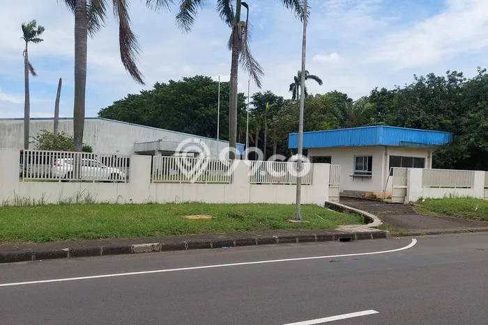 Lokasi Strategis! Dijual Gudang Bisnis di Cikarang Barat, Bekasi Kondisi Baik Lokasi Strategis! Dijual Gudang Bisnis di Cikarang Barat, Bekasi Kondisi Baik