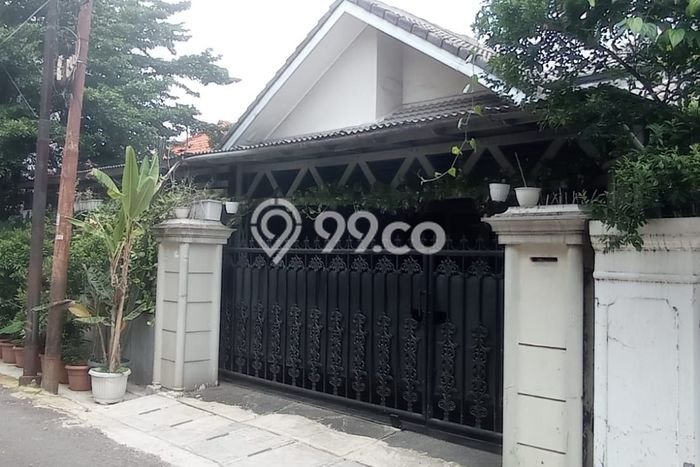Dijual Rumah Mewah Exclusive di Kebayoran Baru, Jakarta Selatan Dijual Rumah Mewah Exclusive di Kebayoran Baru, Jakarta Selatan