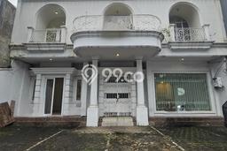LOKASI STRATEGIS! Komersial Disewakan Kawasan Kebayoran Baru, Luas 750m², Pusat Usaha LOKASI STRATEGIS! Komersial Disewakan Kawasan Kebayoran Baru, Luas 750m², Pusat Usaha