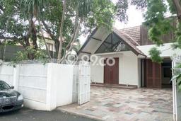 Rumah Elit Modern Siap Huni di Kemang Jakarta Selatan Rumah Elit Modern Siap Huni di Kemang Jakarta Selatan