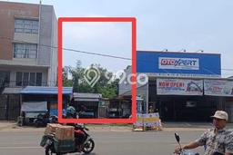 Tanah Dijual Lokasi Strategis di Jakarta Barat dengan Luas 200m2 Tanah Dijual Lokasi Strategis di Jakarta Barat dengan Luas 200m2