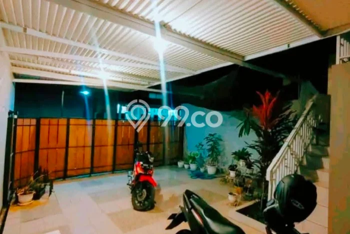 Rumah Luas Asri 3 KT Siap Huni di Manyaran Semarang Rumah Luas Asri 3 KT Siap Huni di Manyaran Semarang
