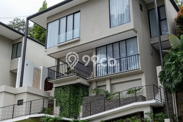 For Sale! Luxury House LT 350m2 Desain Modern di Dago Pakar For Sale! Luxury House LT 350m2 Desain Modern di Dago Pakar